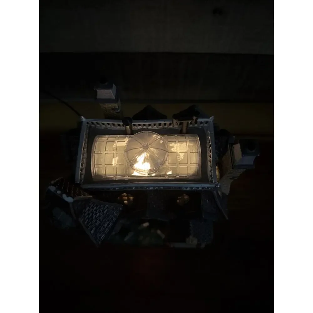 Lemax Spooky Town Halloween Alford Mansion Illuminated Haunted House-flaws